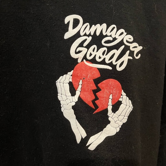 Damaged goods 💔 - Picture 1 of 3